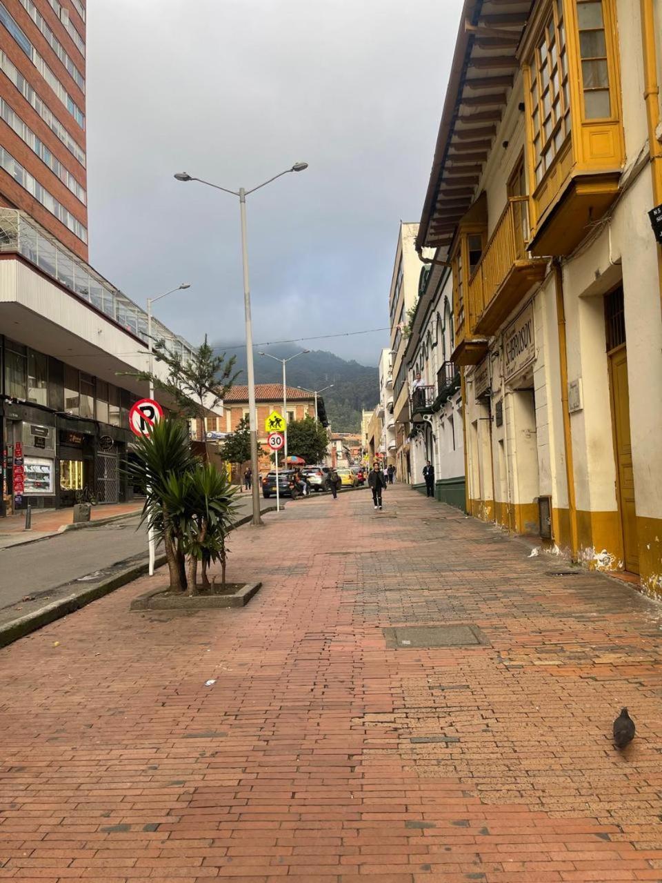 Hotel Casa De La Luz Bogota Exterior photo